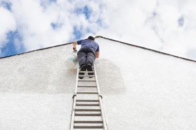 Peinture extérieure à la Selle-Guerchaise — façades et ravalement